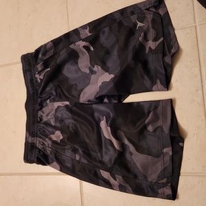 Old Navy boys active shorts. Size M.